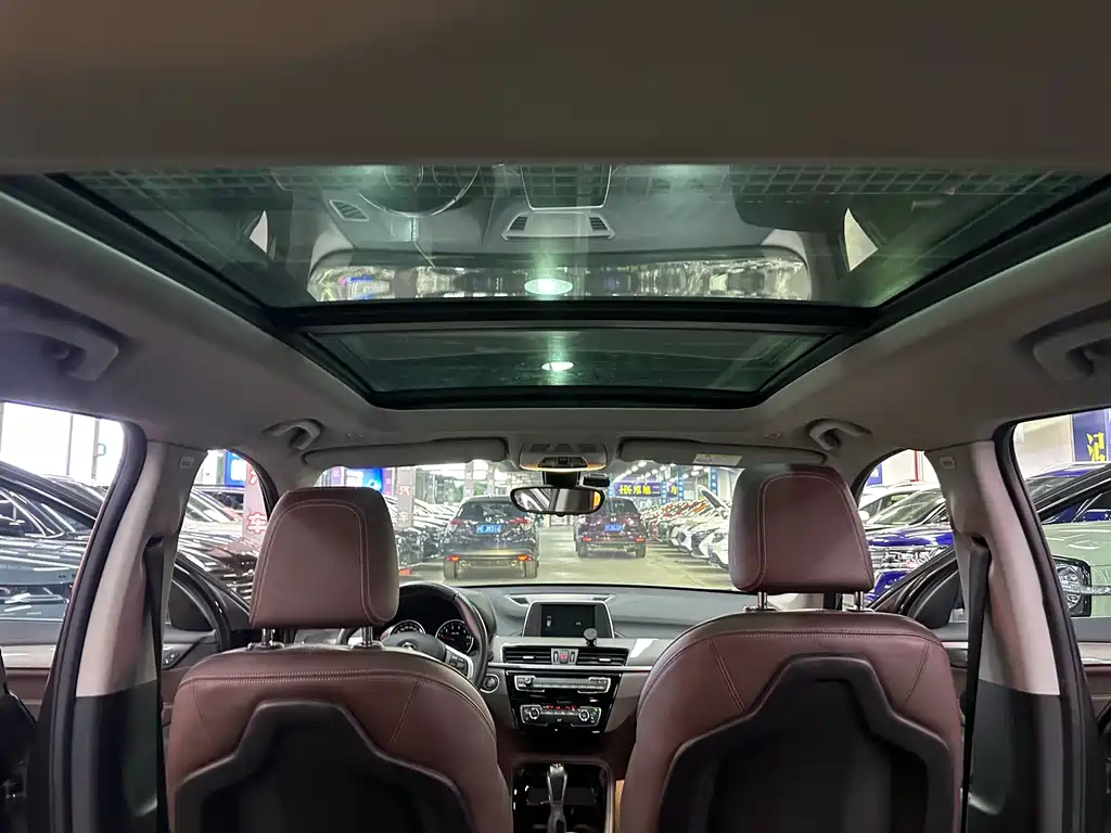 BMW X1 2018 — фото 15