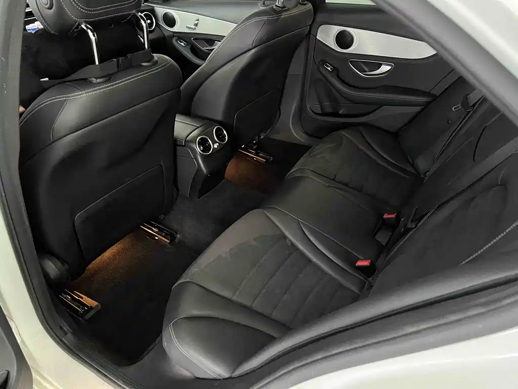 Mercedes-Benz C-Class 2016 — фото 11