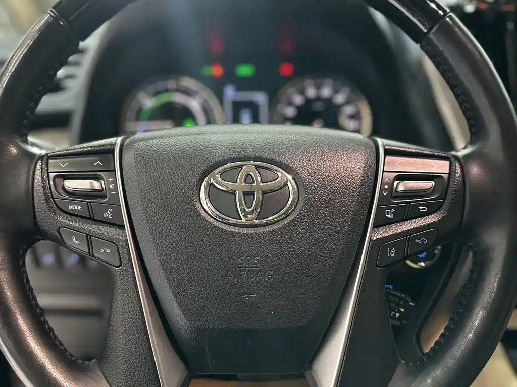Toyota Vellfire 2023