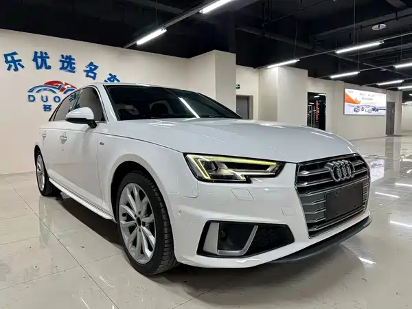 Audi A4L 2019