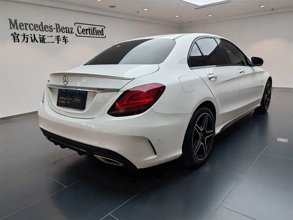 Mercedes-Benz C-Class 2020