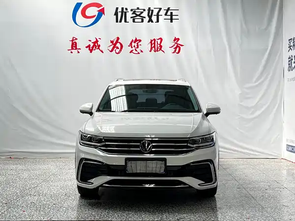 Volkswagen Tiguan L 2024