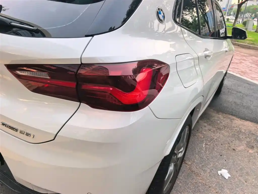 BMW X2 2022 — фото 8