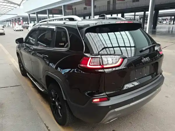 Jeep Cherokee 2019