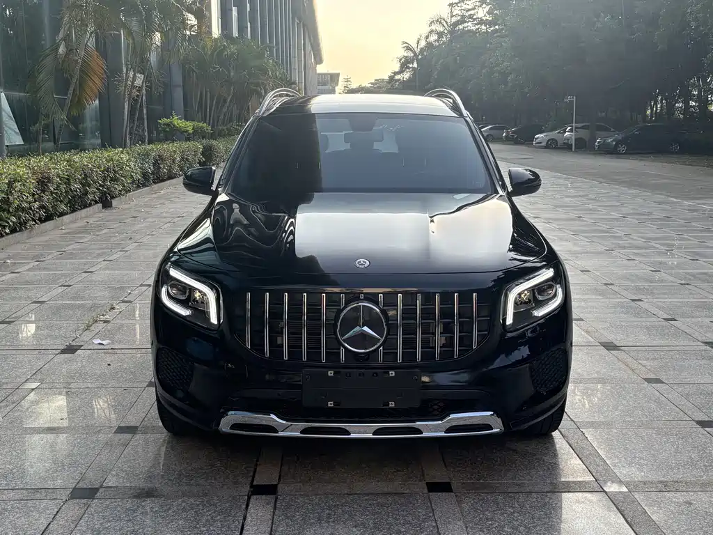 Mercedes-Benz GLB 2020 — фото 2
