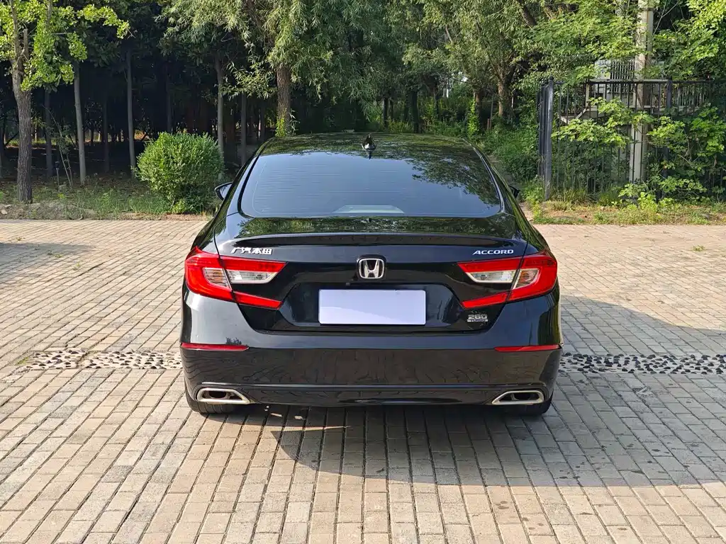 Honda Accord 2021 — фото 9