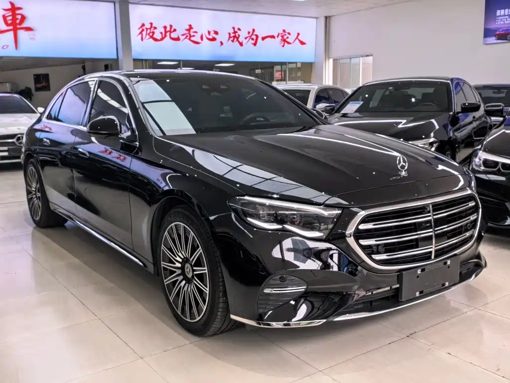 Mercedes-Benz E-Class 2025