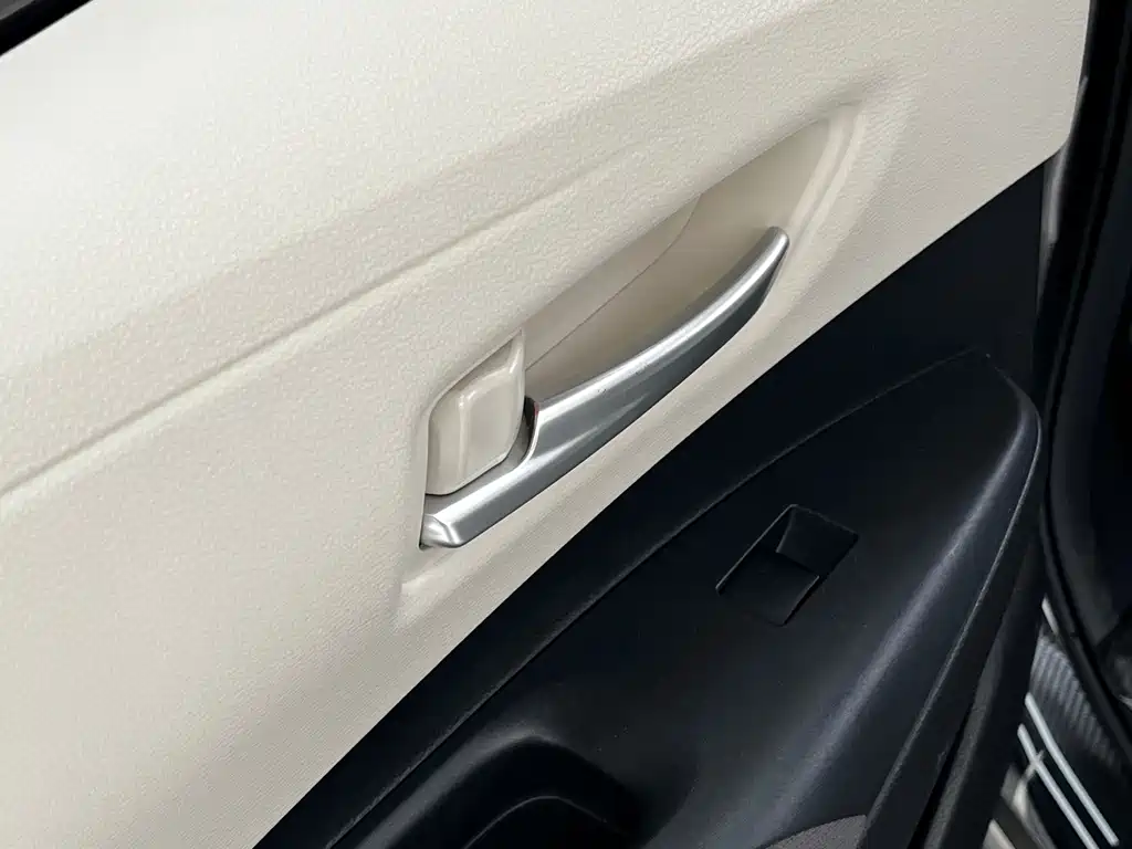 Toyota Corolla 2020 — фото 20