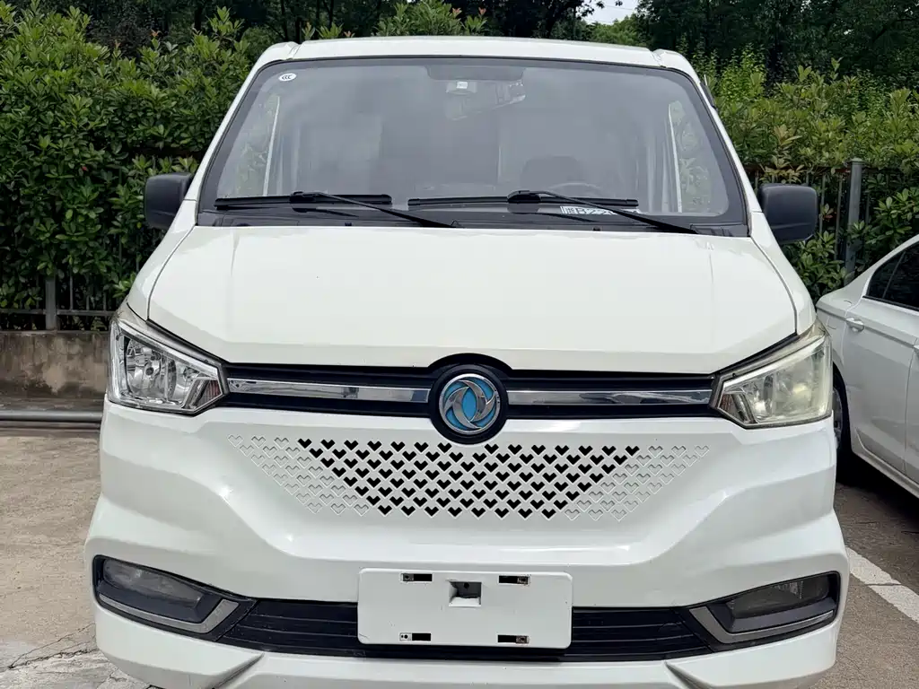 Yufeng EM26 2022