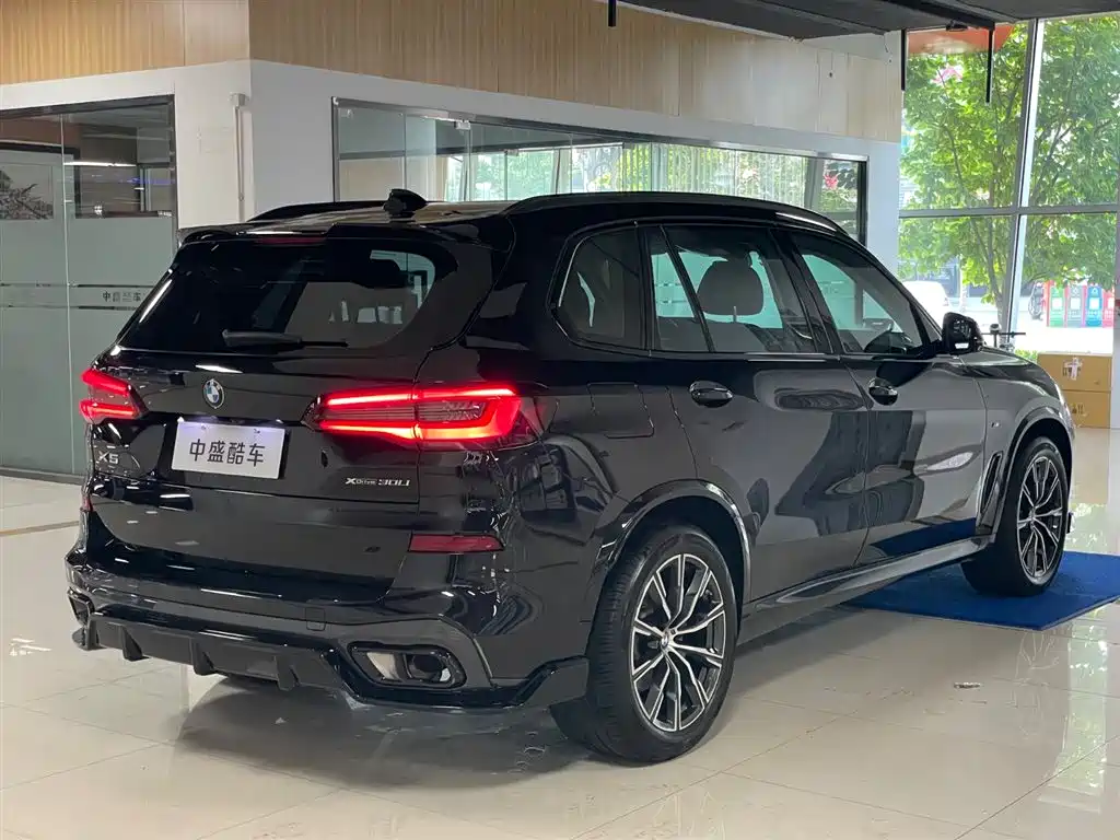 BMW X5 2023 — фото 30
