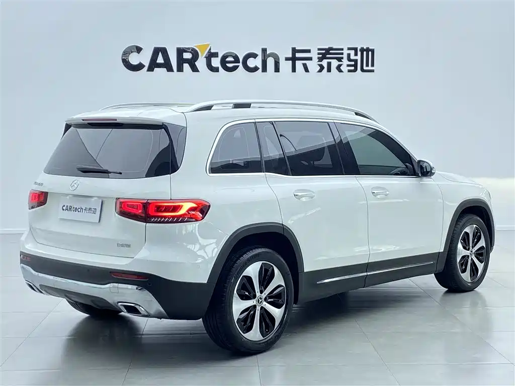 Mercedes-Benz GLB 2021