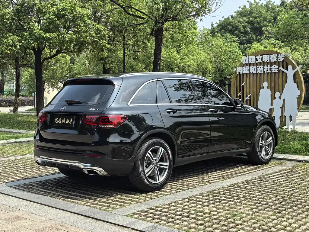 Mercedes-Benz GLC 2021 — фото 15