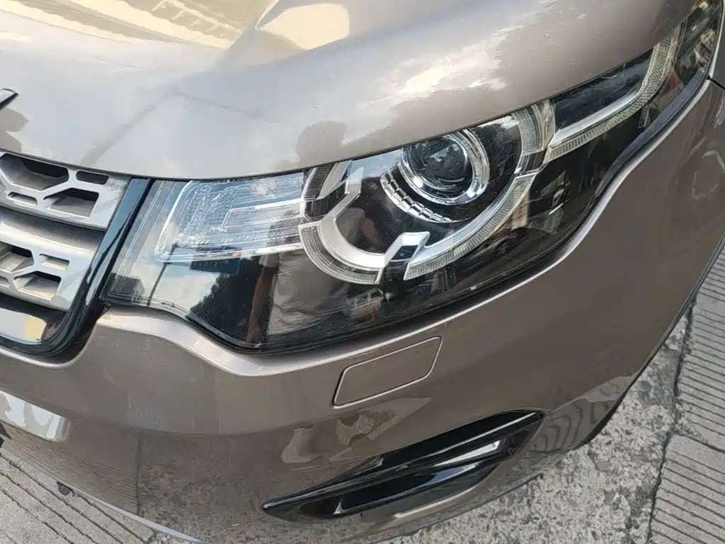 Land Rover Discovery Sport 2017 — фото 24