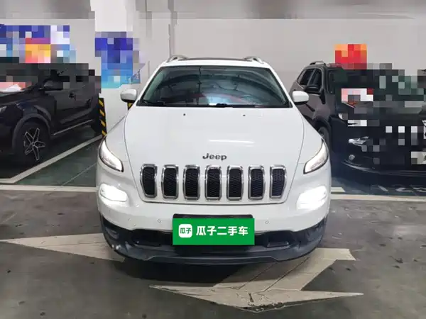 Jeep Cherokee 2016