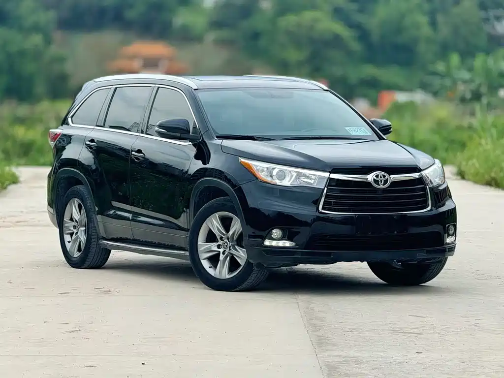 Toyota Highlander 2015 — фото 3