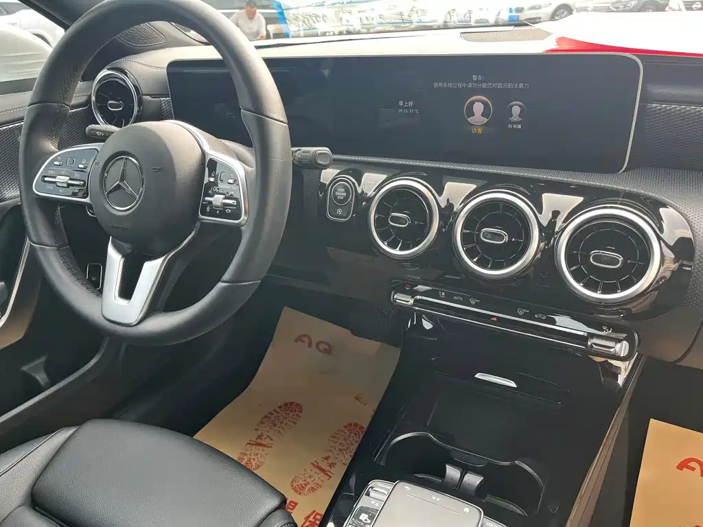 Mercedes-Benz A-Class 2020 — фото 8