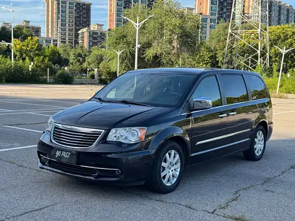 Chrysler Grand Voyager 2014
