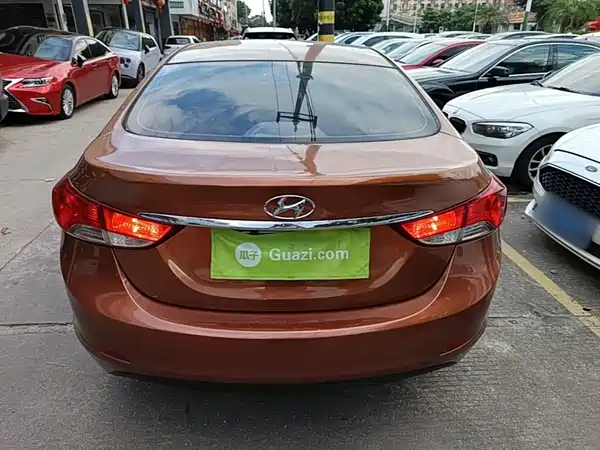 Hyundai Elantra Langdong 2015