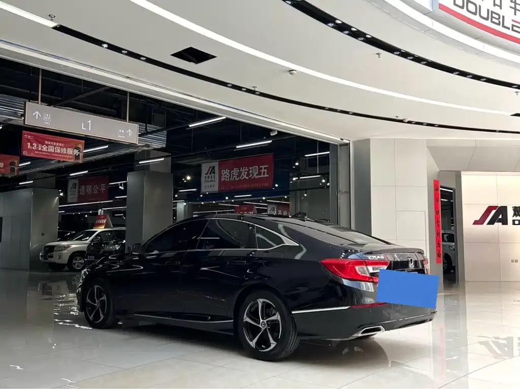 Honda Accord 2018 — фото 5