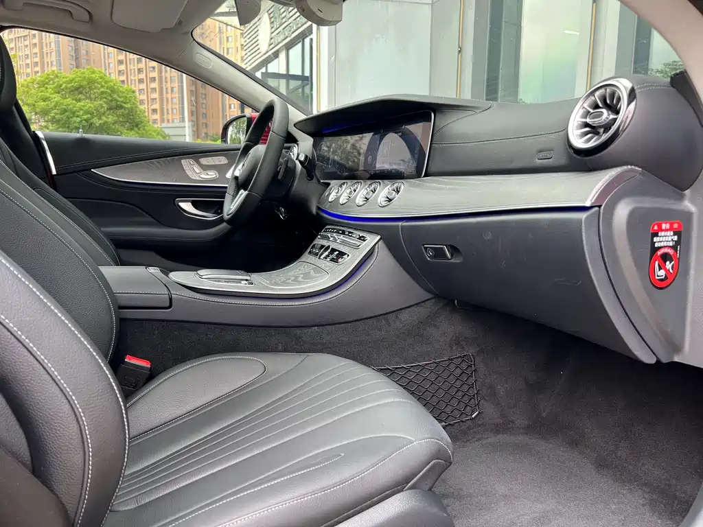 Mercedes-Benz CLS 2019 — фото 21
