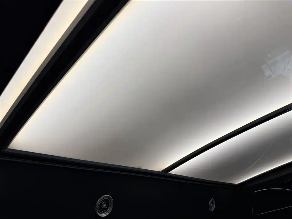 Toyota Coaster 2023 — фото 35