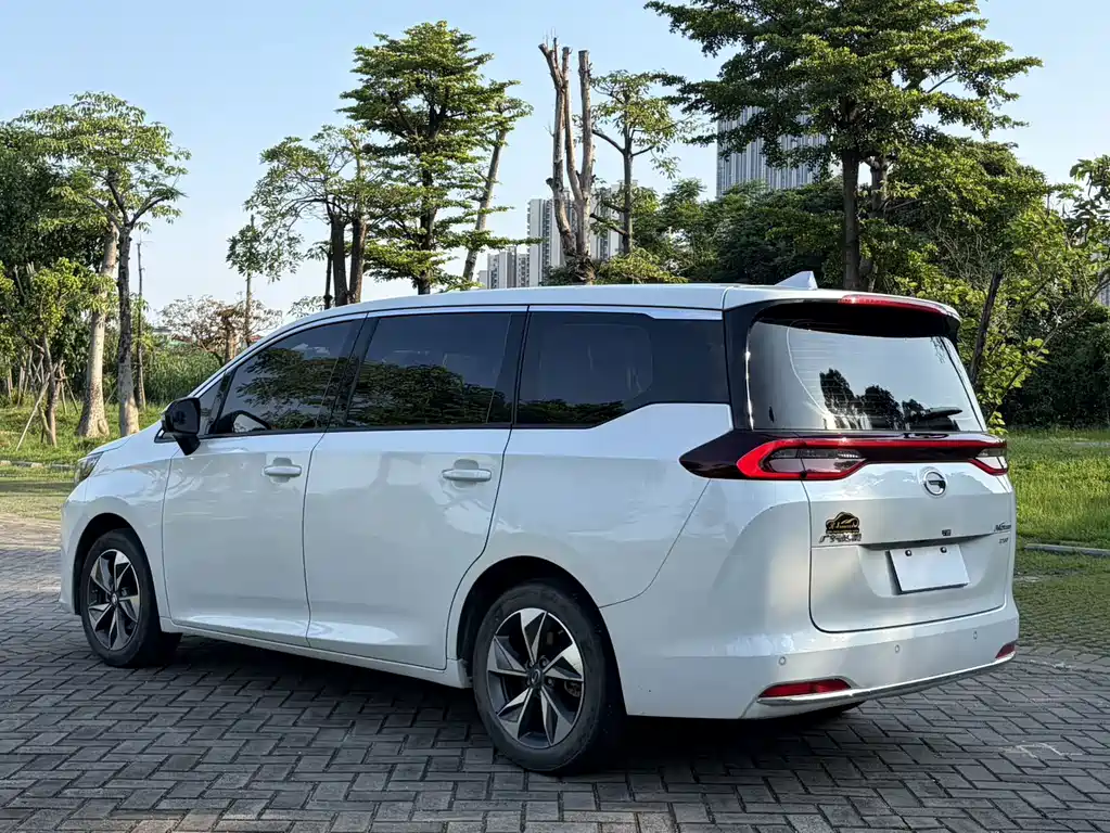 GAC Motor Trumpchi M6 2023 — фото 6