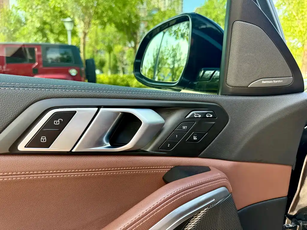 BMW X6 2022 — фото 11