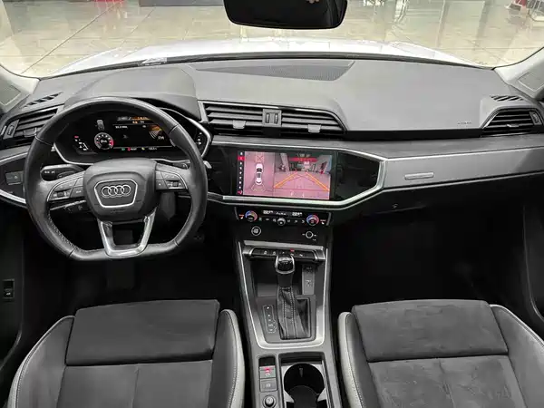 Audi Q3 2023