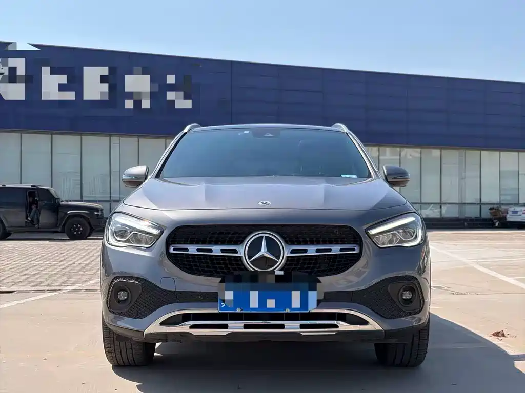 Mercedes-Benz GLA 2022 — фото 1