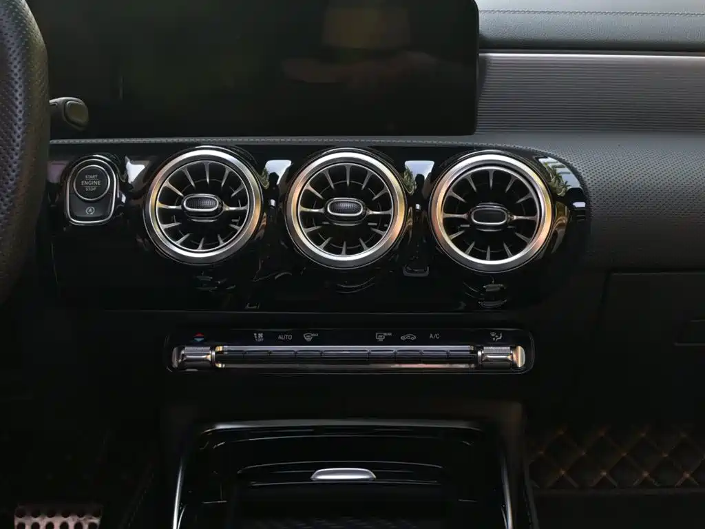 Mercedes-Benz A-Class AMG 2023 — фото 43