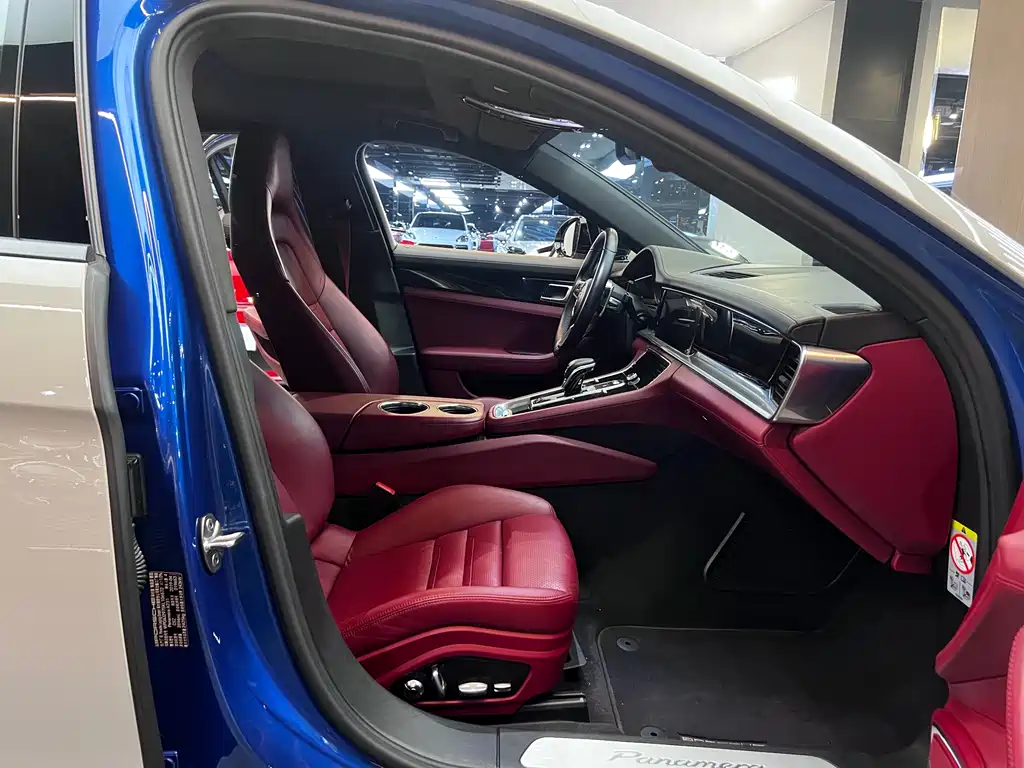 Porsche Panamera 2019