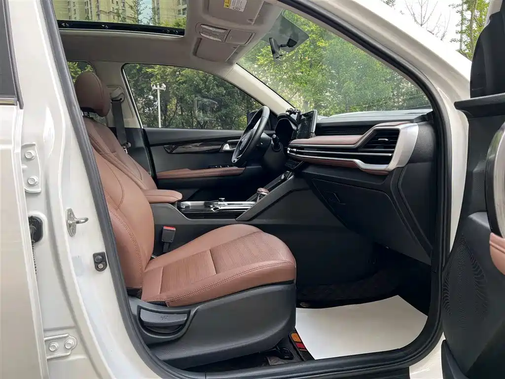 Kia Sportage 2022 — фото 14