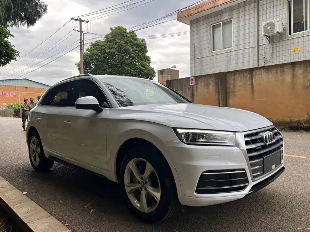 Audi Q5L 2019 — фото 3
