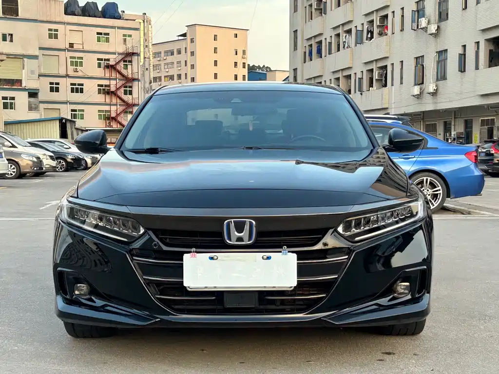 Honda Accord 2023 — фото 2