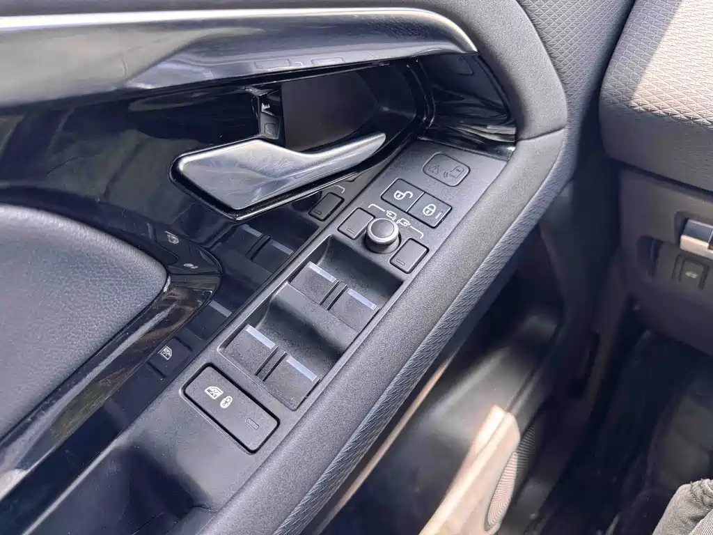 Land Rover Range Rover Evoque 2020 — фото 22