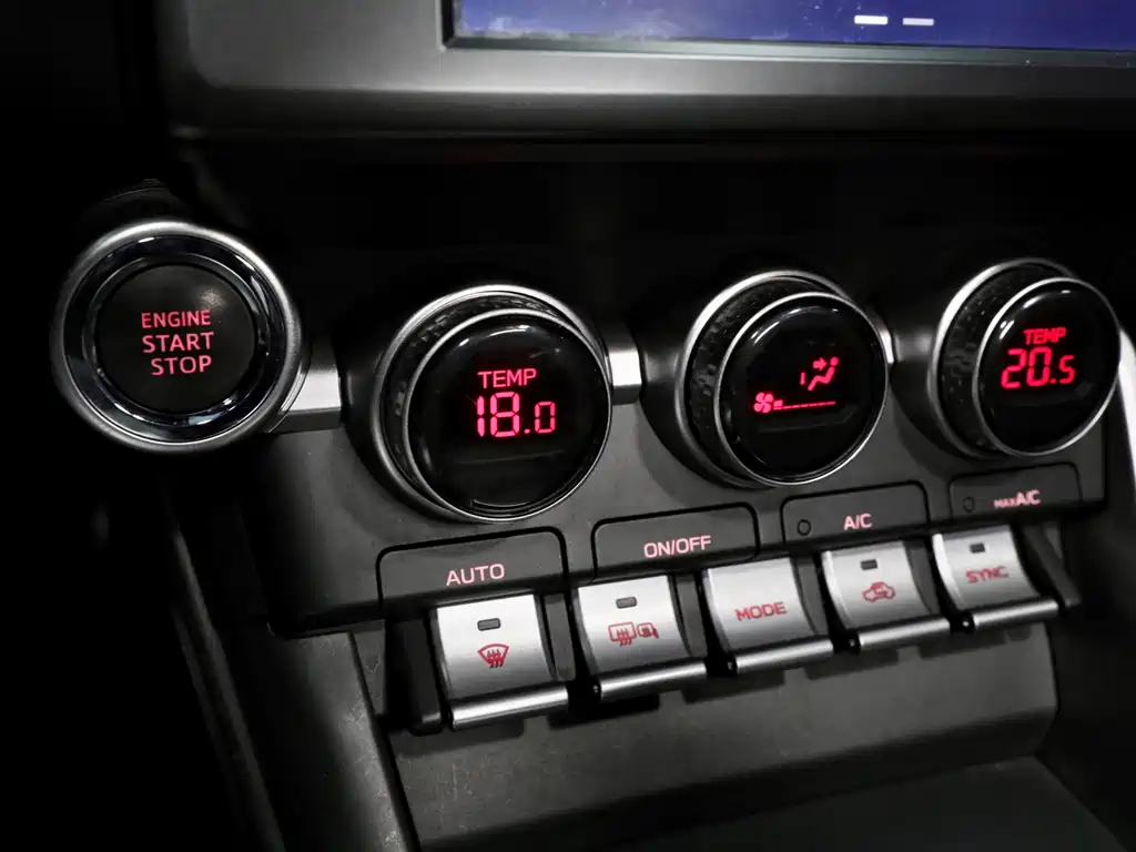 Subaru BRZ 2022 — фото 15