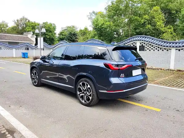 NIO ES8 2020