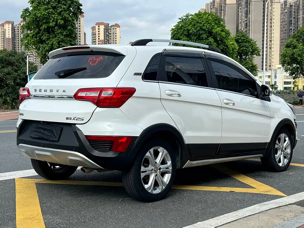 BAIC Senova X25 2016 — фото 7