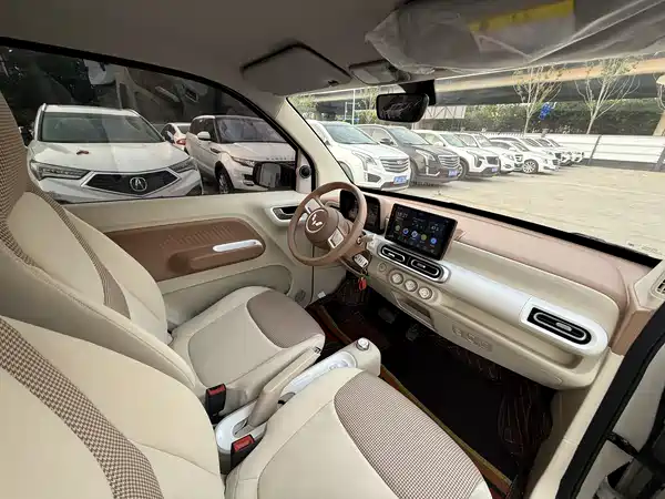 Wuling Hongguang MINIEV 2024