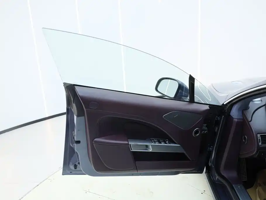 Aston Martin Rapide 2013 — фото 13