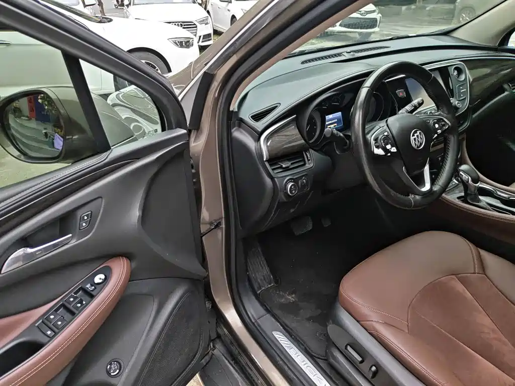 Buick Envision Plus 2017 — фото 12