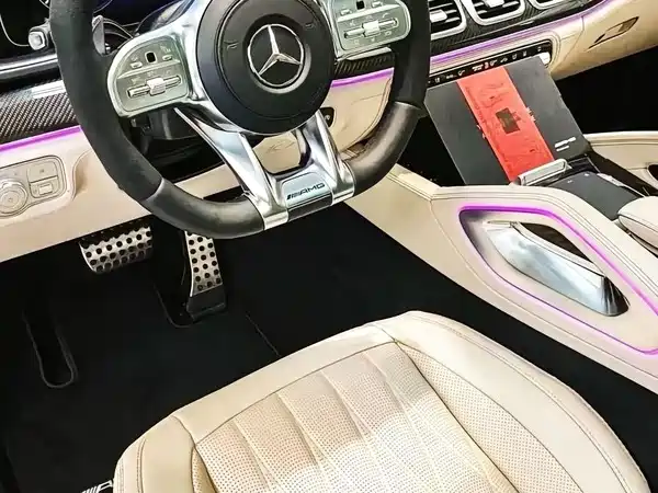 Mercedes-Benz GLS AMG 2023
