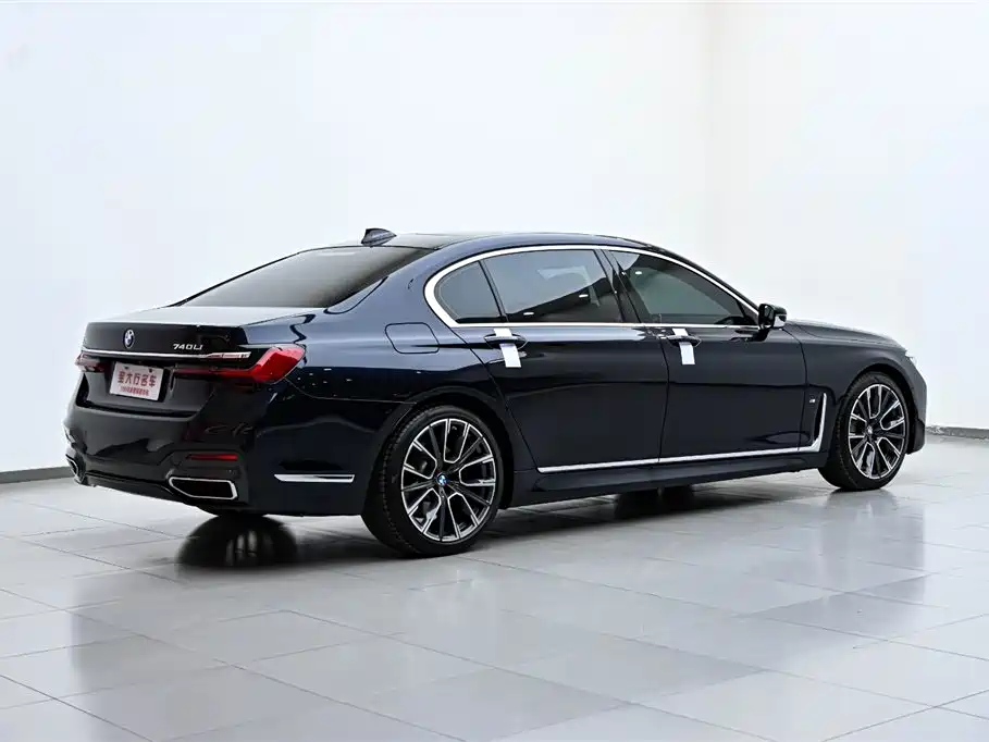 BMW 7 Series 2019 — фото 7