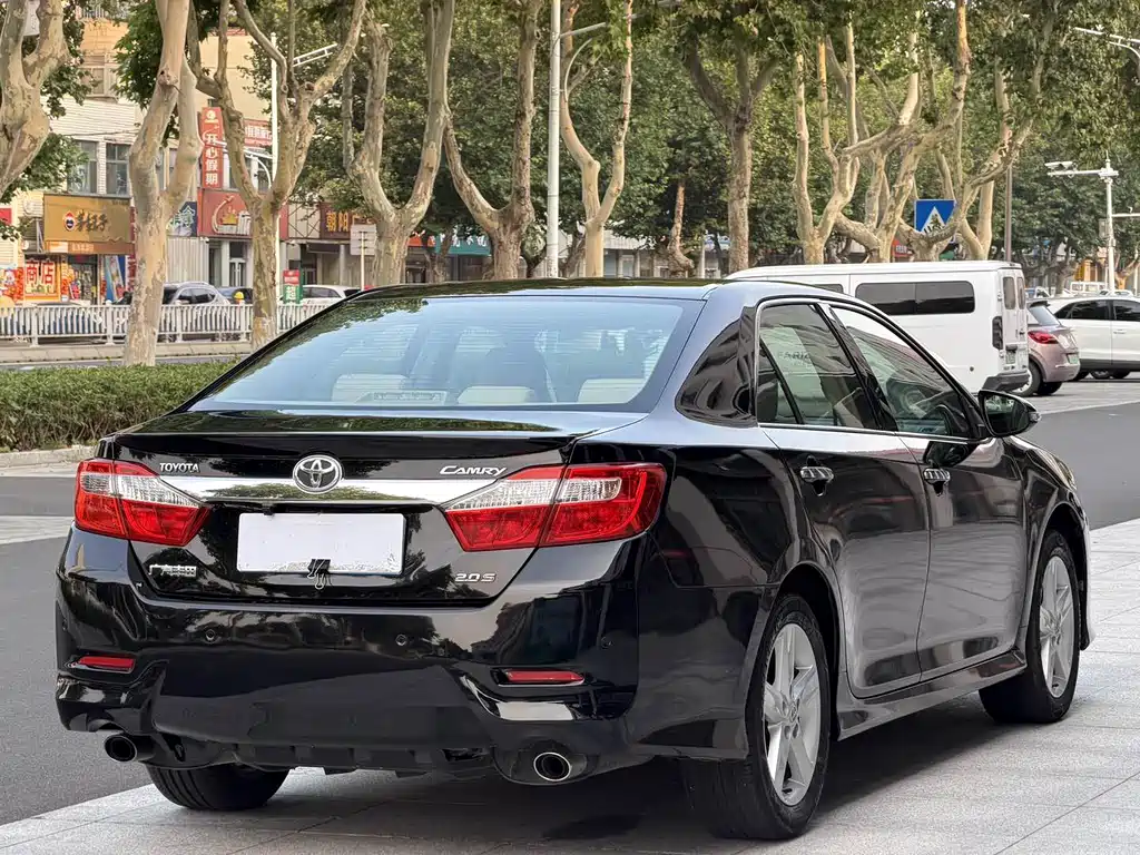 Toyota Camry 2013