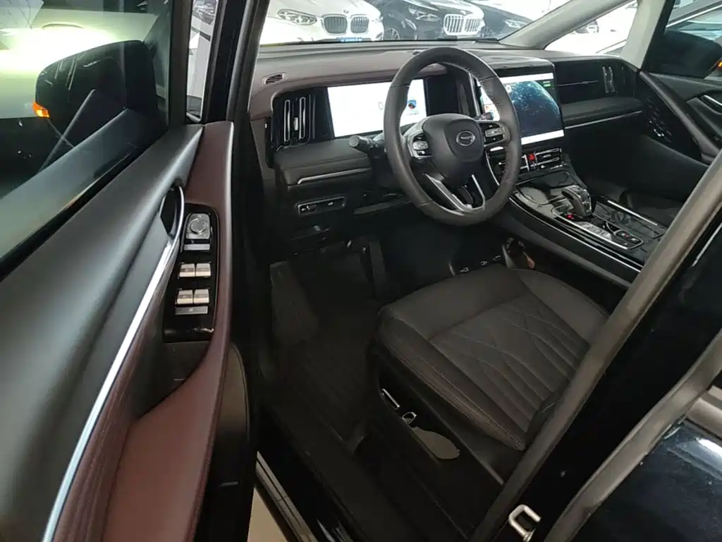 GAC Trumpchi M8 2025 — фото 16