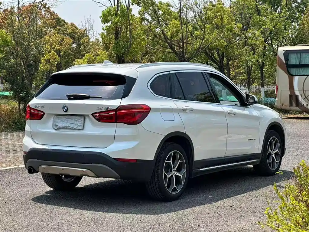 BMW X1 2018 — фото 7