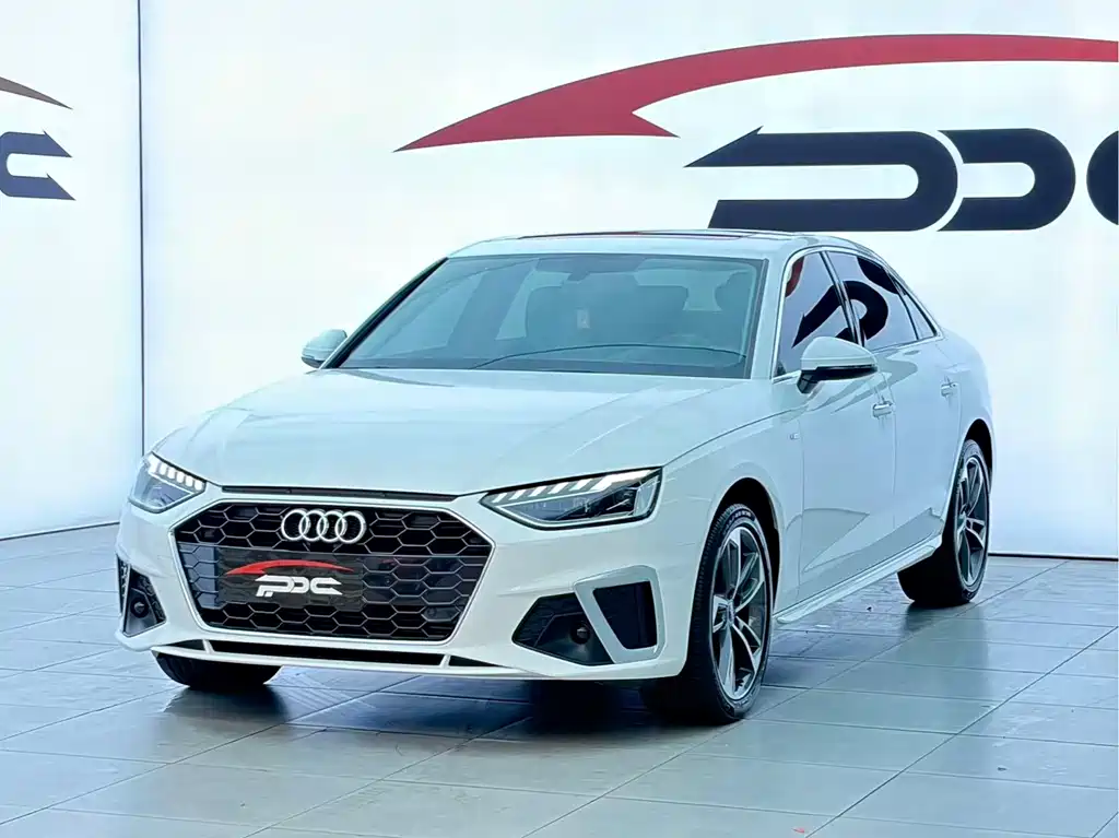 Audi A4L 2024 — фото 1