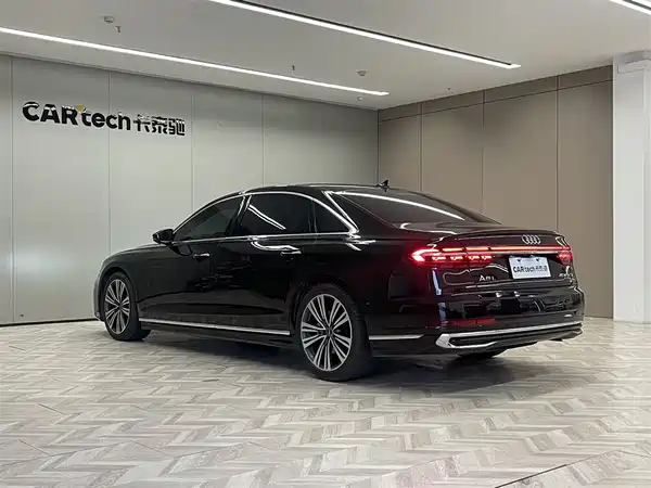 Audi A8 2023