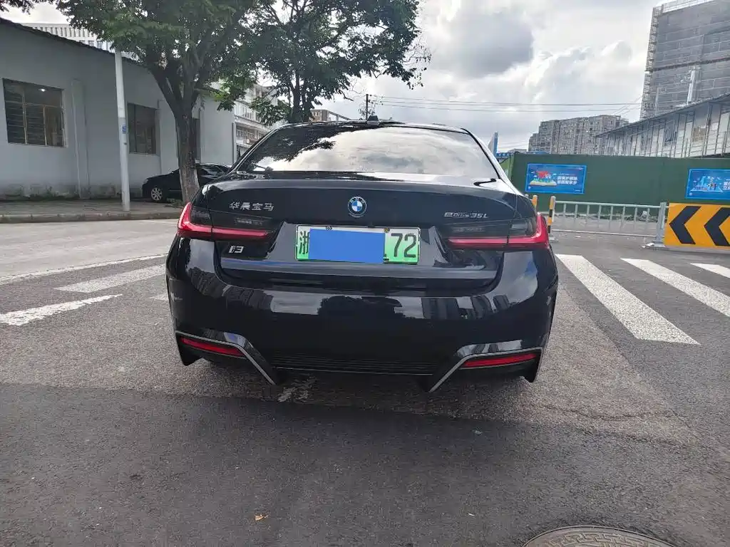 BMW i3 2023 — фото 13