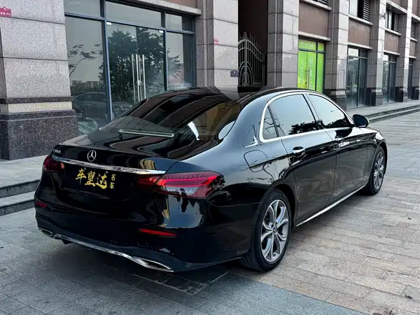 Mercedes-Benz E-Class 2021